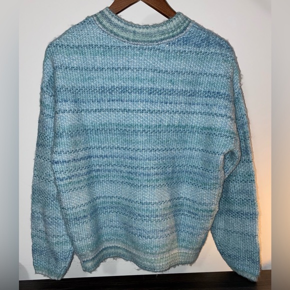 LOFT Women's Light Blue Striped V-Neck Sweater - Picture 4 of 4